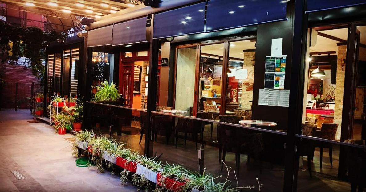 Hotel Livia 3*