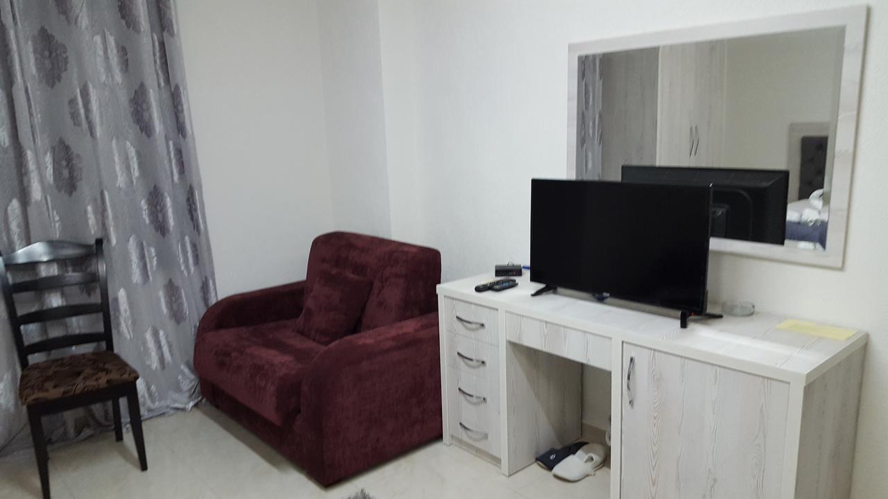 Livia 3* Tirana